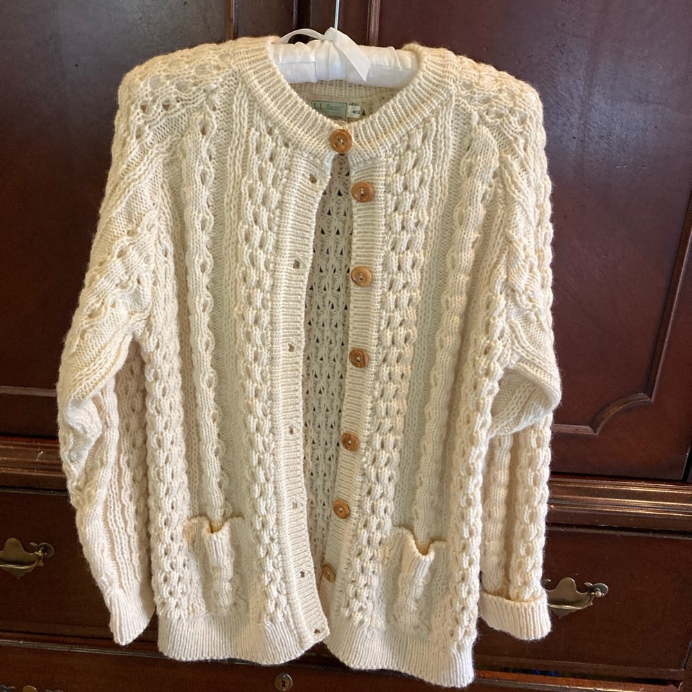 Vintage LL Bean Ireland wool cardigan with wooden buttons and turn back cuffs